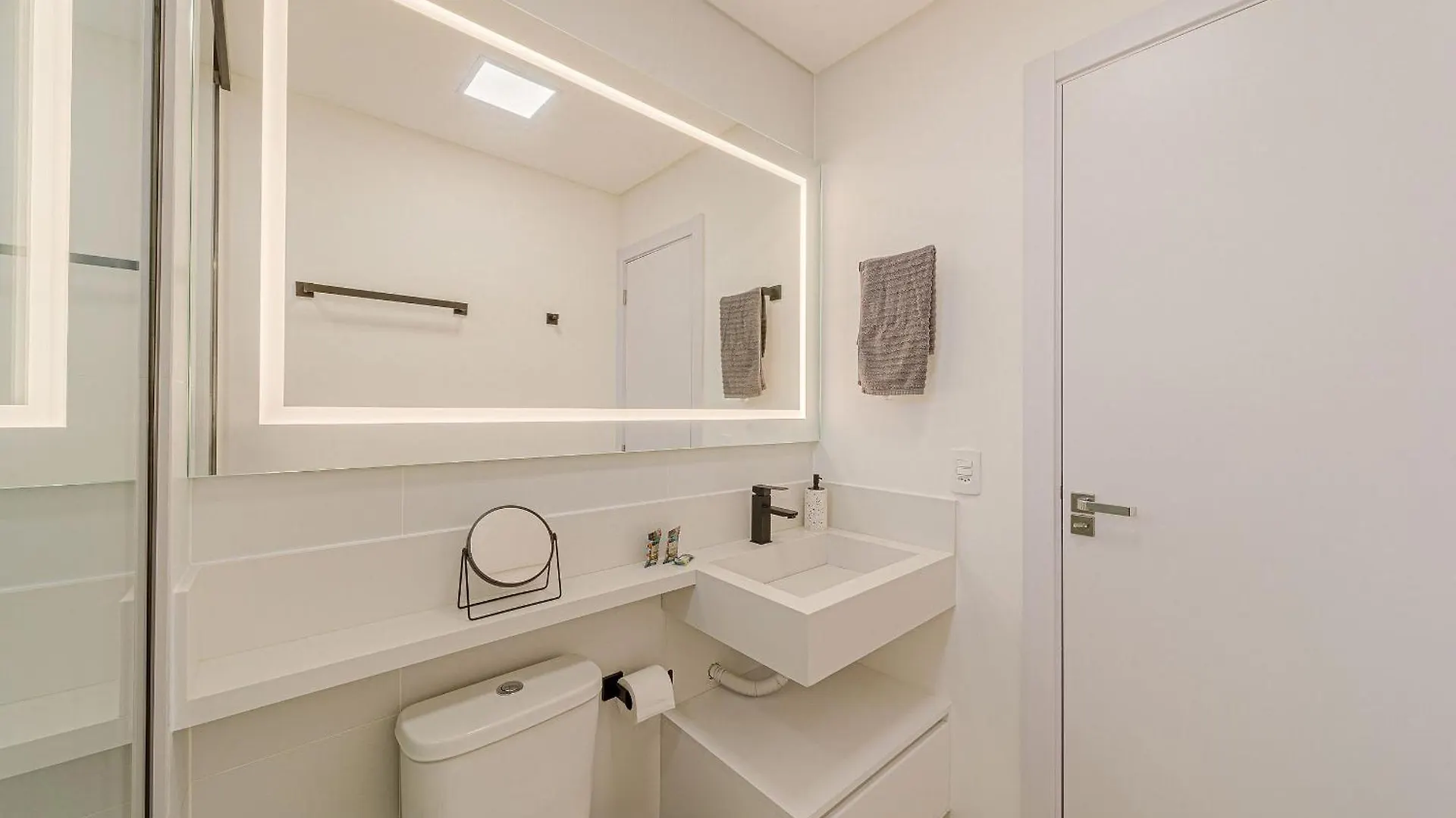 Apto Novo, Moderno, Com Vista Incrivel Sth505 جوينفيل 0*,